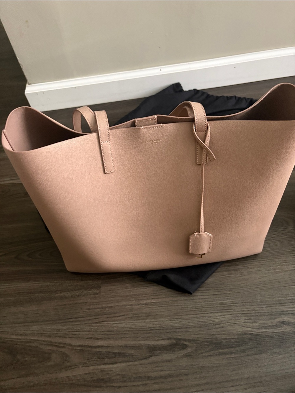 Saint Laurent Blush Leather Tote with Gold YSL Charm - Picture 15 of 16